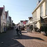 Gezinsvakantiewoning Nabij Strand, Kindvriendelijk * Ауддорп