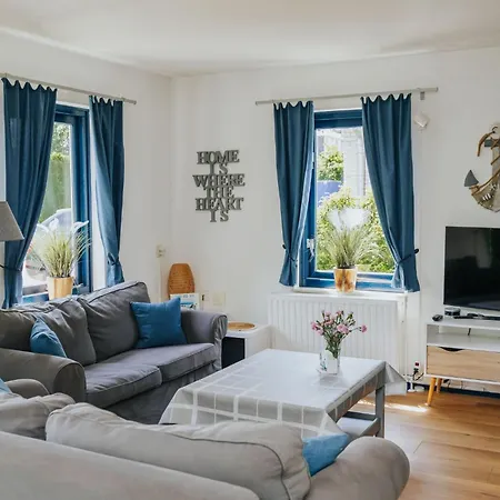 Gezinsvakantiewoning Nabij Strand, Kindvriendelijk Nyaraló Ouddorp