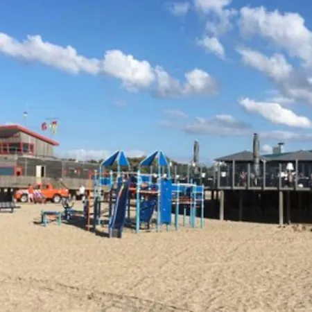 Gezinsvakantiewoning Nabij Strand, Kindvriendelijk 펜션 *